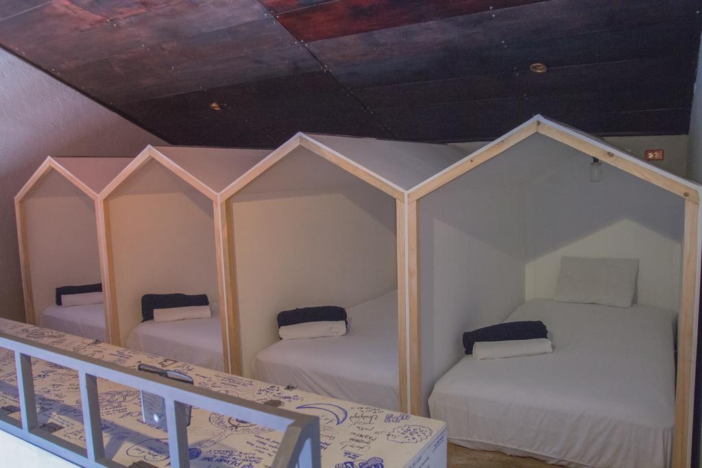 Somos Hostal Antigua Esterno foto